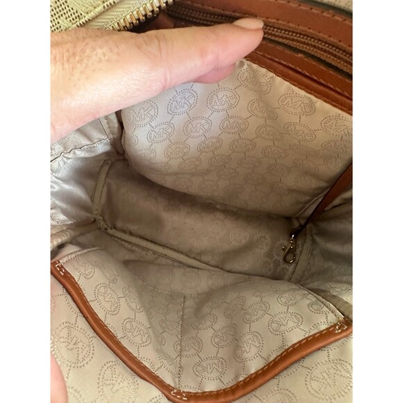 Michael Kors Abbey Jet Set Signature MK Logo Leather Adjustable Strap Backpack - Picture 5 of 8